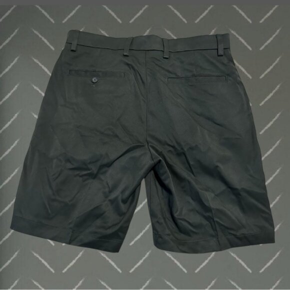 Amazon Essentials Gray Shorts - Picture 3 of 3